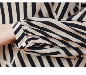 Ladies' Summer Long-Sleeved Chiffon Shirt Flowing for Work Travel Daily Elegant Blouse for Women