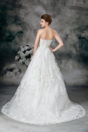 Ivory Elegant A-Line Strapless Floor-Length Chapel Lace Wedding Dresses