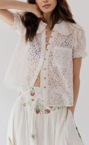 Women's Peter Pan Collar Neck Lace Trim Blouse Puffed Short Sleeves Tee Shirt Button Front Eyelet Tops with Pocket